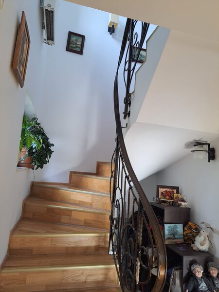 Safirului Bragadiru Vila P+1, 4 camere, 2 bai, sp 112 mp,teren 300 mp,